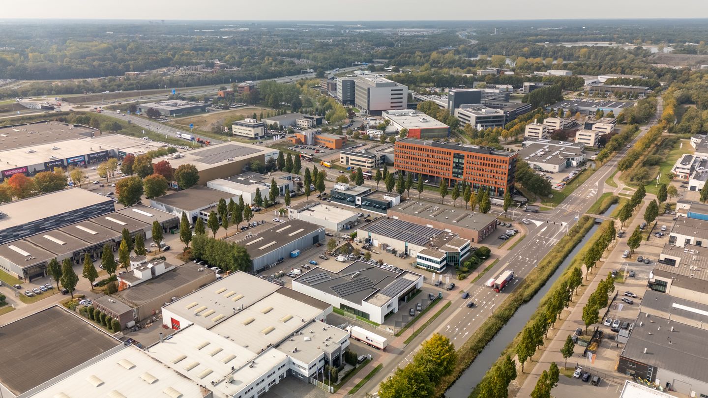 Bekijk foto 3 van Ekkersrijt 6036