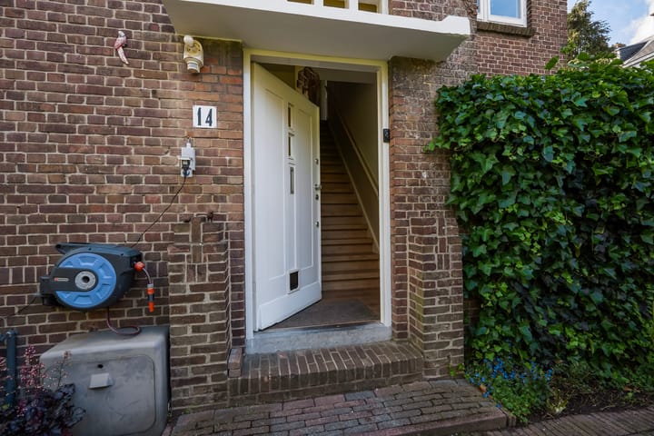Appartement te koop: Spreeuwenlaan 14, 'S-Gravenhage