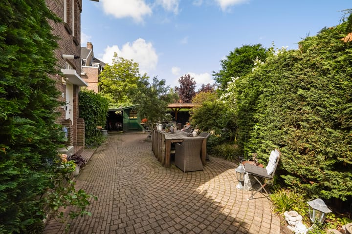 Appartement te koop: Spreeuwenlaan 14, 'S-Gravenhage