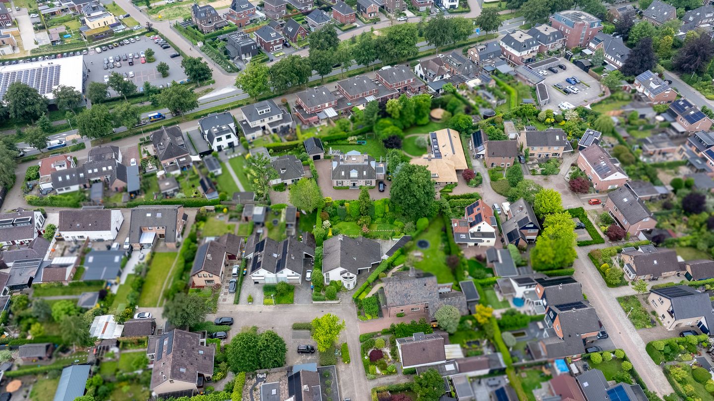 Photo 89 of Koninginnelaan 31