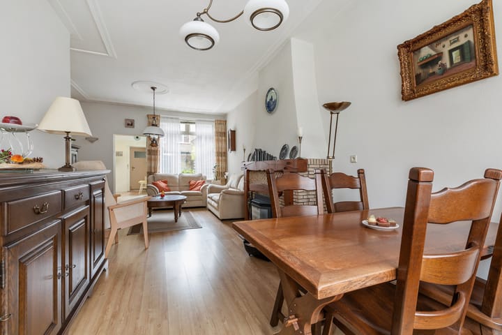 Tussenwoning te koop: Populierstraat 25, Breda