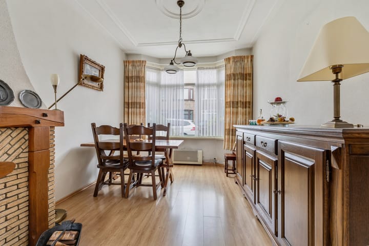 Tussenwoning te koop: Populierstraat 25, Breda