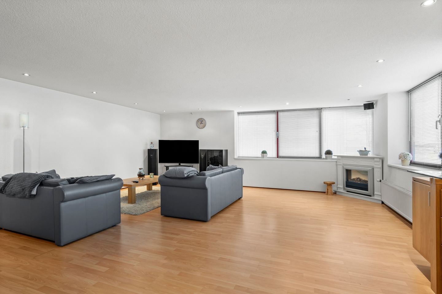 View photo 4 of Edisonstraat 20
