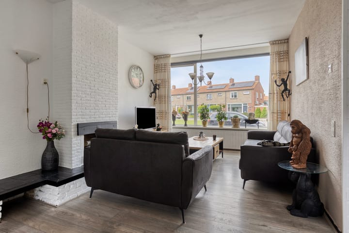 Tussenwoning te koop: Jacques Perkstraat 8, Winschoten