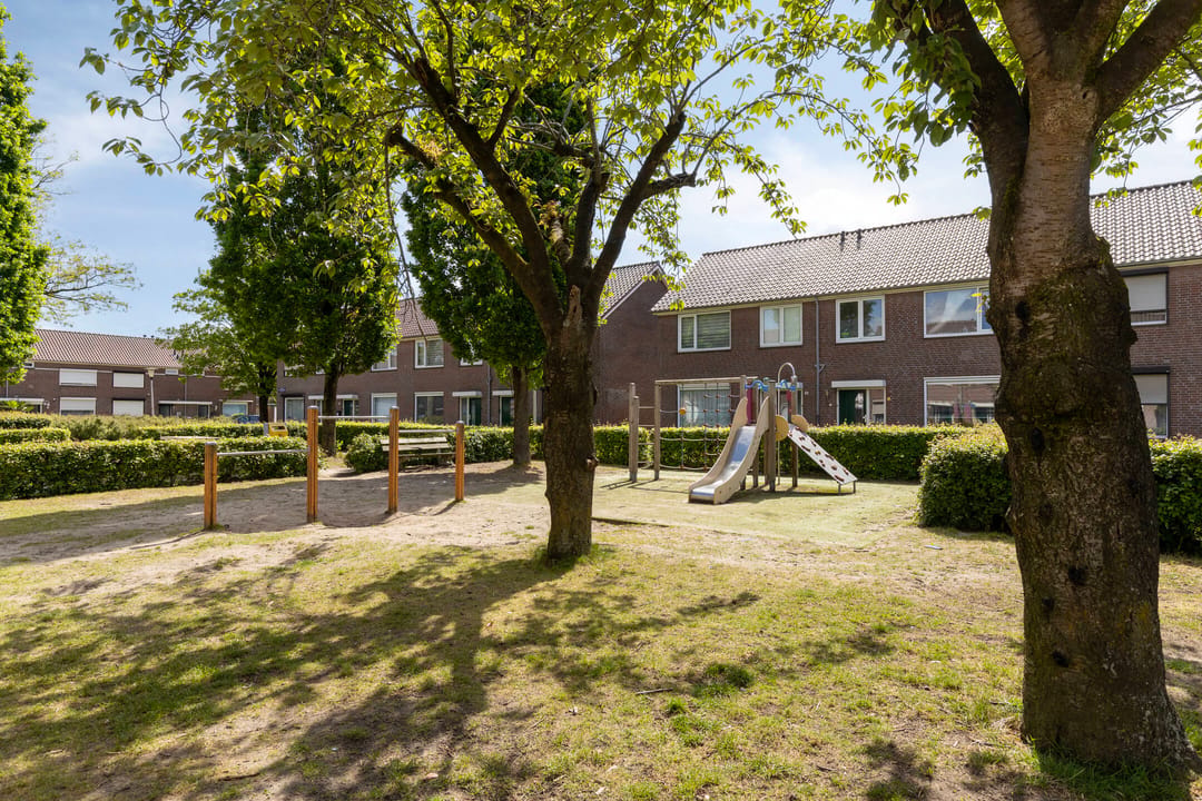 Photo 32 of Hobbemalaan 17