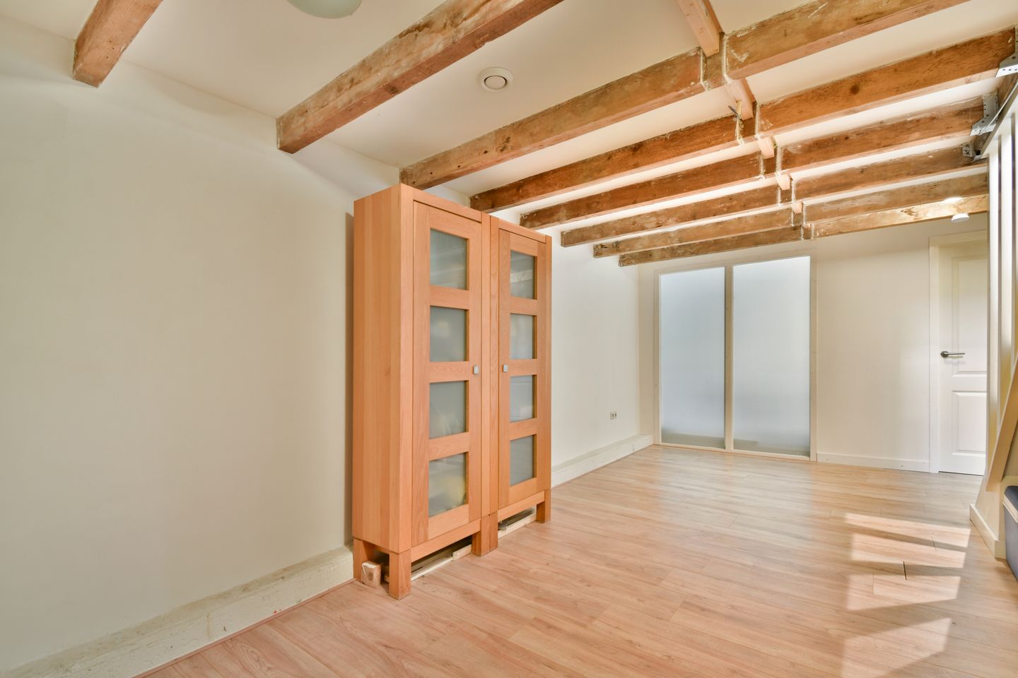Photo 14 of Voltastraat 18-B