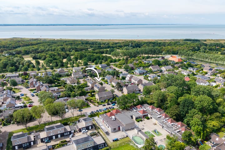 Twee-onder-één-kap te koop: Lisztlaan 3, Vlissingen
