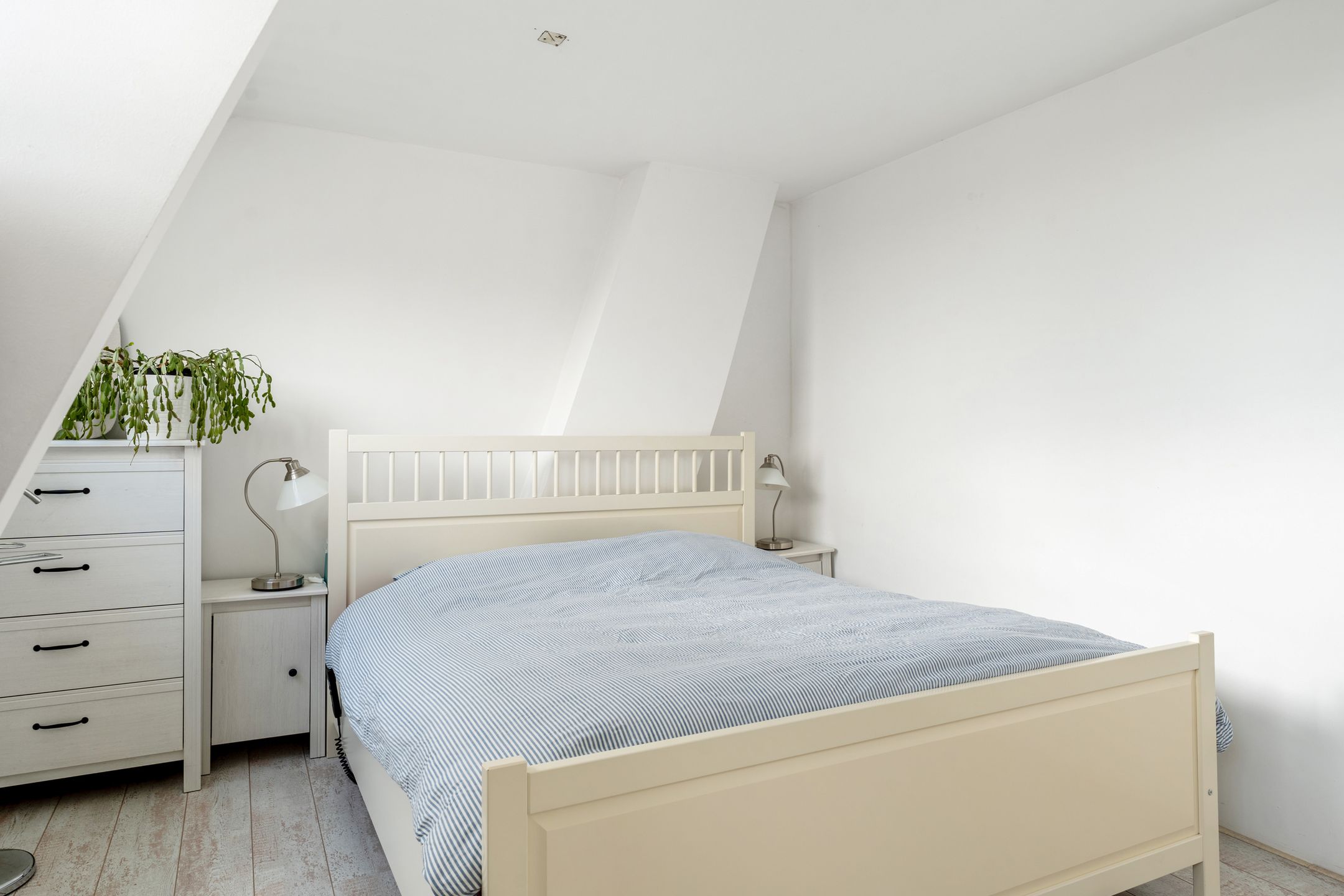 Photo 18 of Jan Willem Frisostraat 5-A