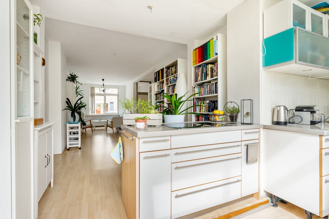 Photo 11 of Jan Willem Frisostraat 5-A