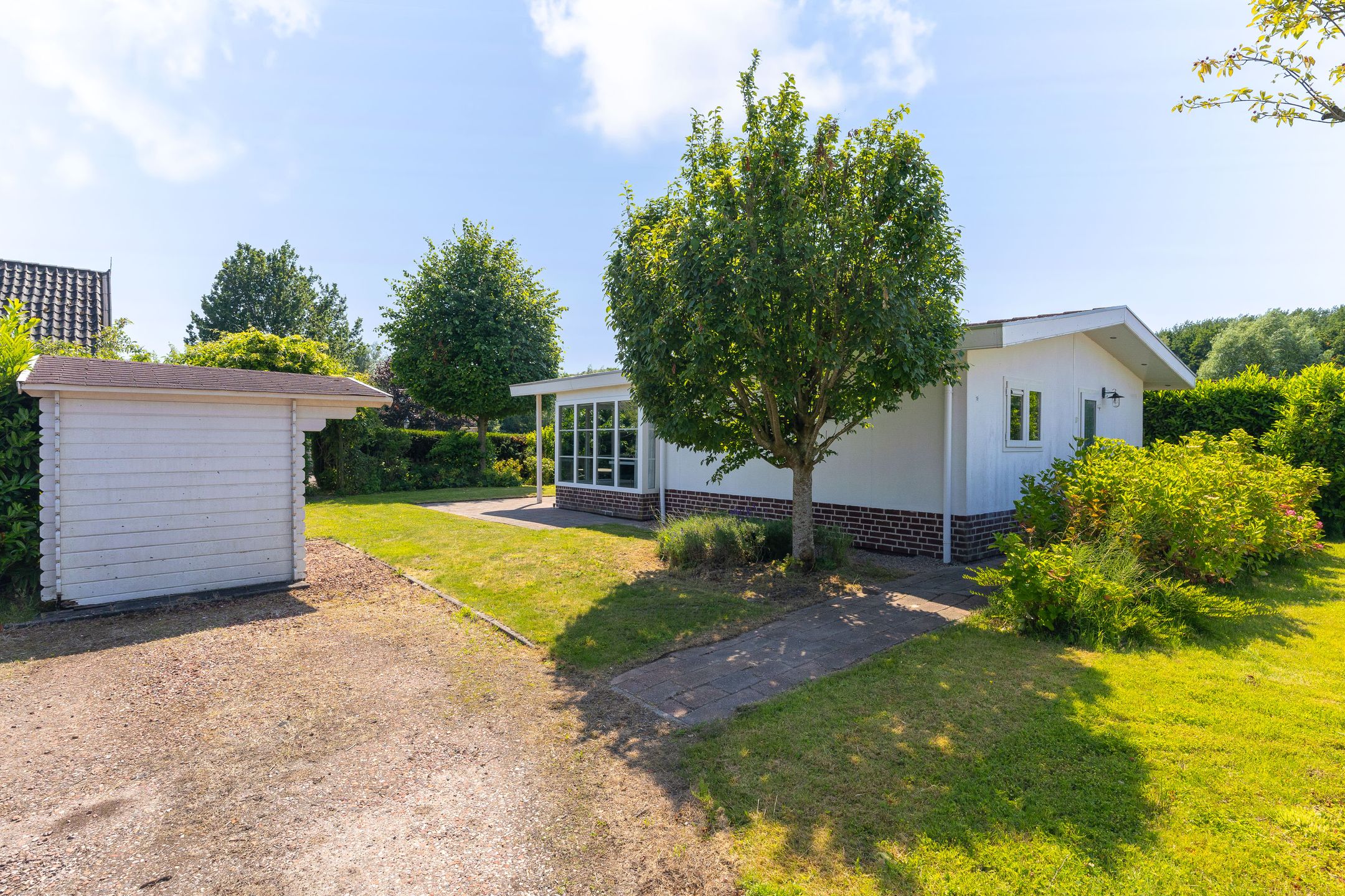 2-bedroom freehold villa in Berkhout — photo 4 of 5