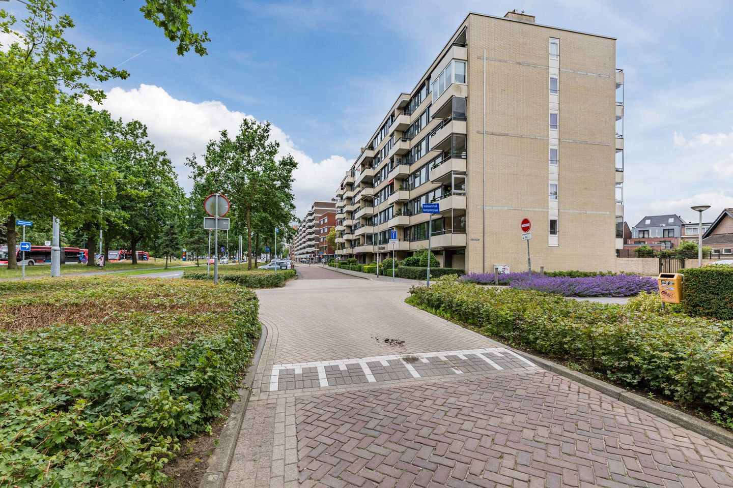 Photo 5 of Veldmaarschalk Montgomerylaan 357