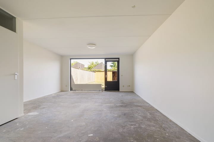 Tussenwoning te koop: Roodeschoolstraat 43, Tilburg