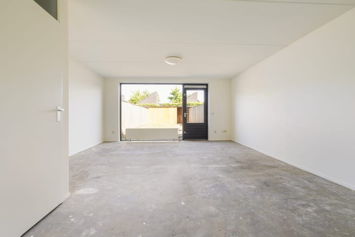 Tussenwoning te koop: Roodeschoolstraat 43, Tilburg