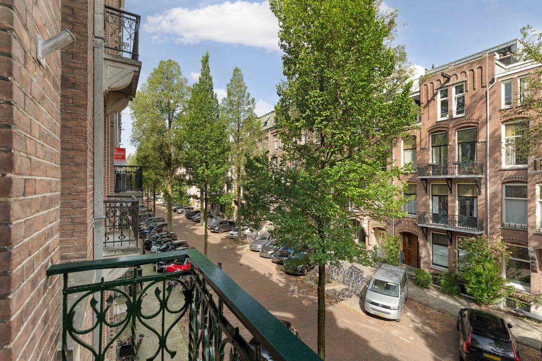 Photo 46 of Frans van Mierisstraat 87-1