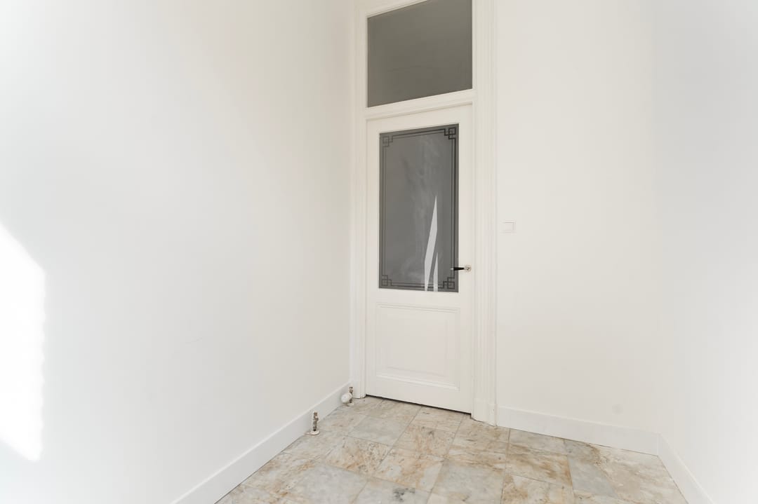 Photo 22 of Frans van Mierisstraat 87-1