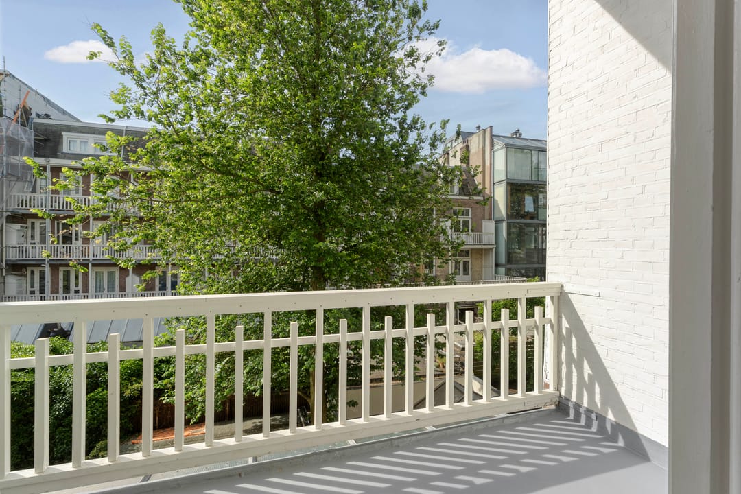 Photo 37 of Frans van Mierisstraat 87-1