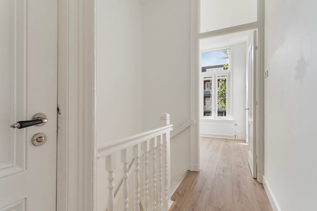 Photo 56 of Frans van Mierisstraat 87-1