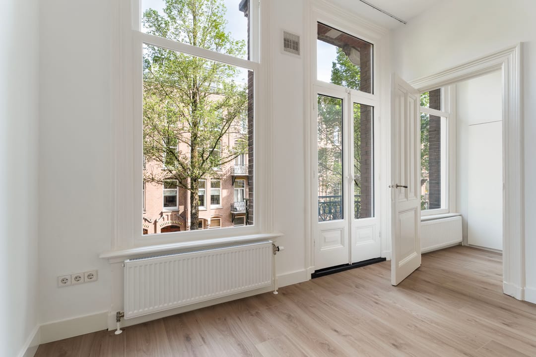 Photo 43 of Frans van Mierisstraat 87-1