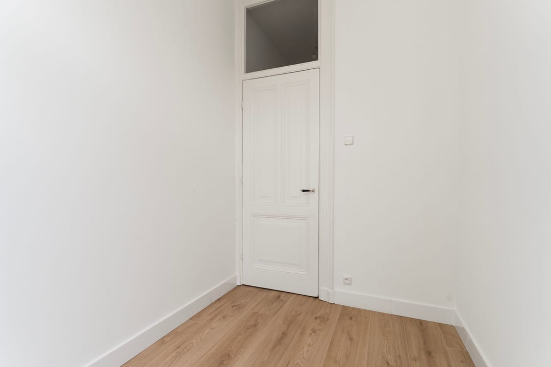 Photo 52 of Frans van Mierisstraat 87-1