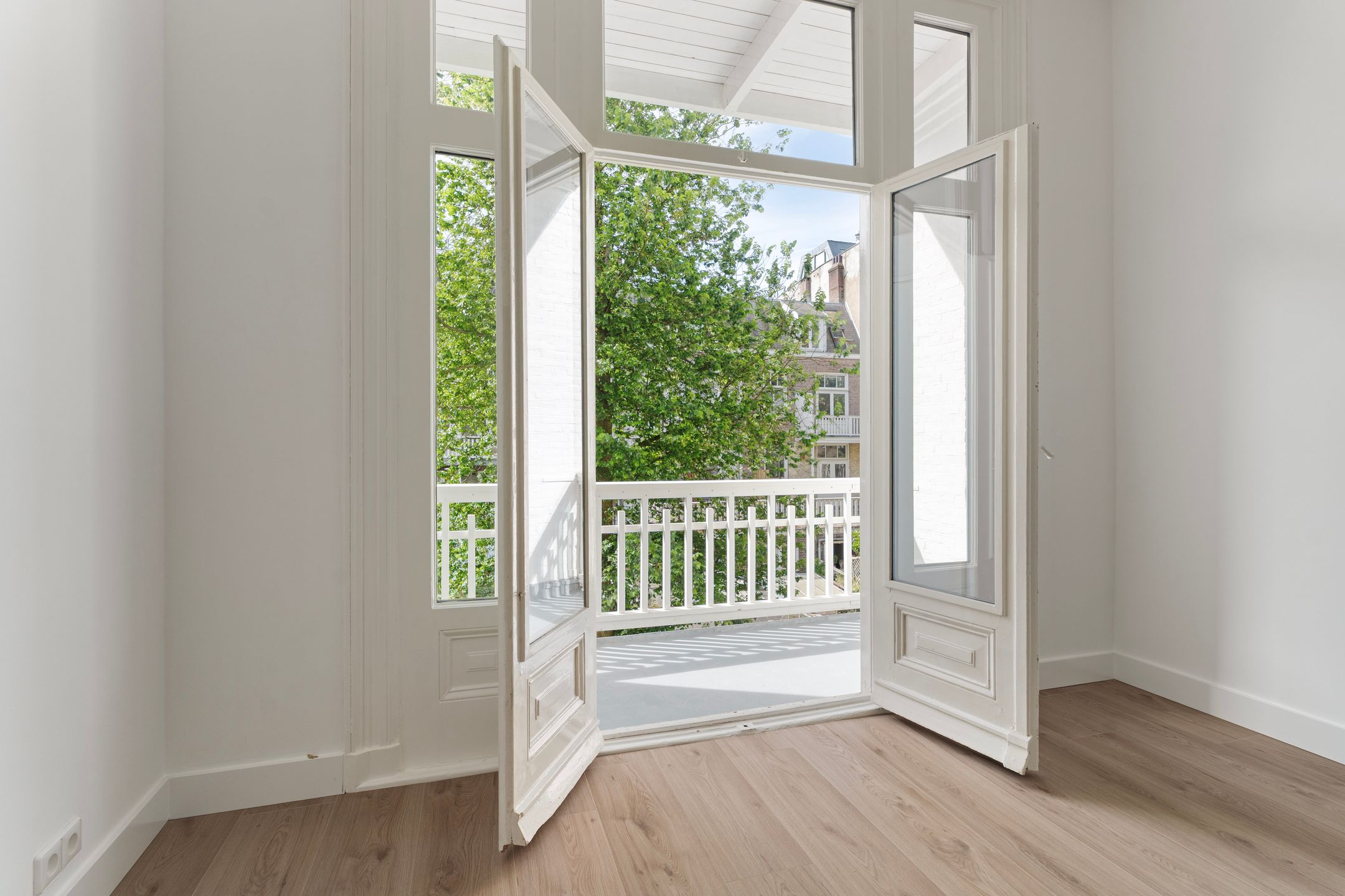 Photo 36 of Frans van Mierisstraat 87-1