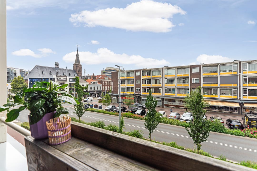Photo 13 of Ir J.P. van Muijlwijkstraat 66-2