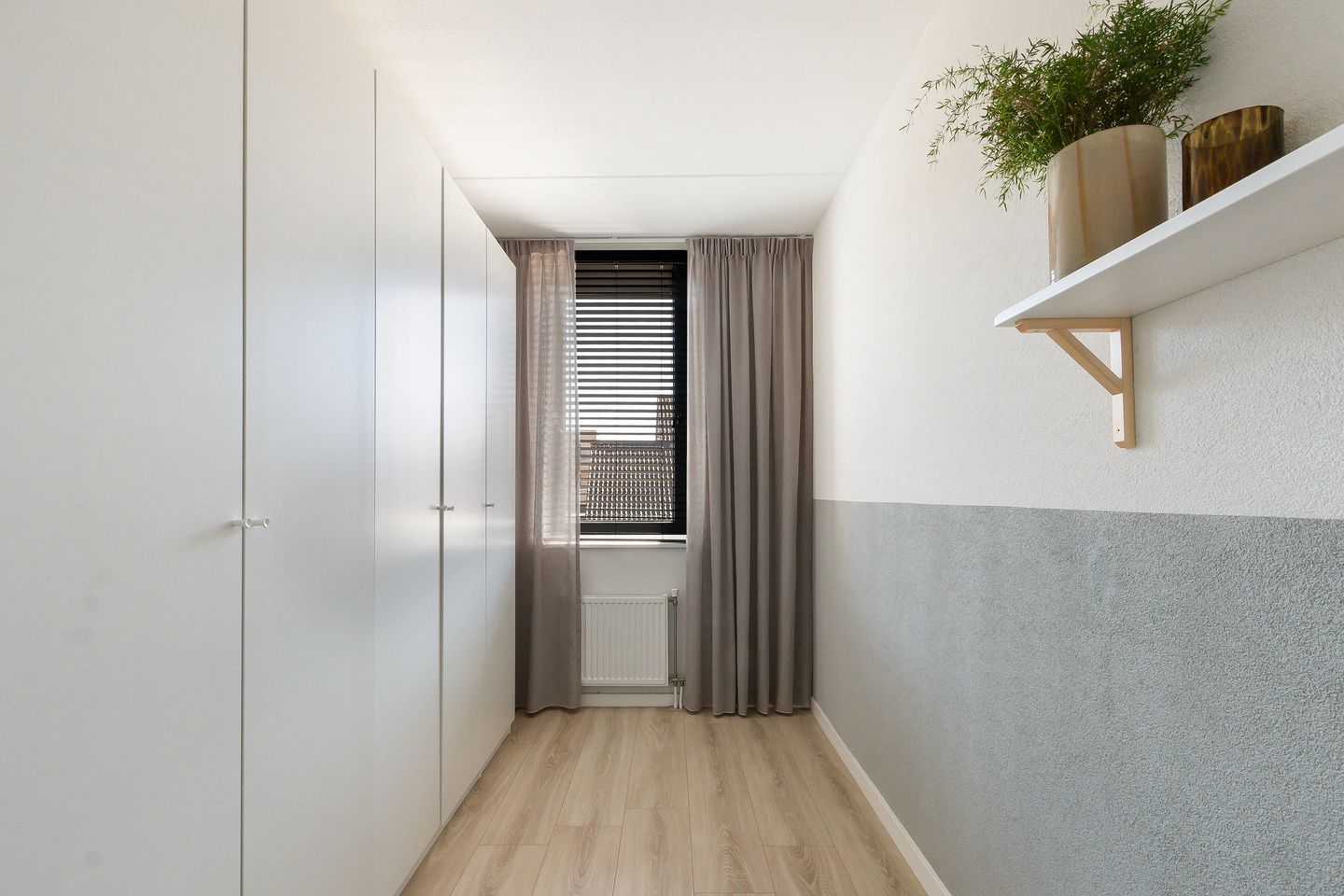 Photo 19 of Alberdingk Thijmstraat 24