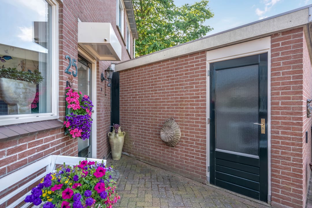 Photo 37 of A van Olphenstraat 25