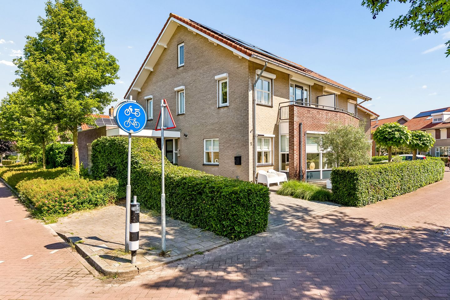 Photo 4 of Ereprijs 1