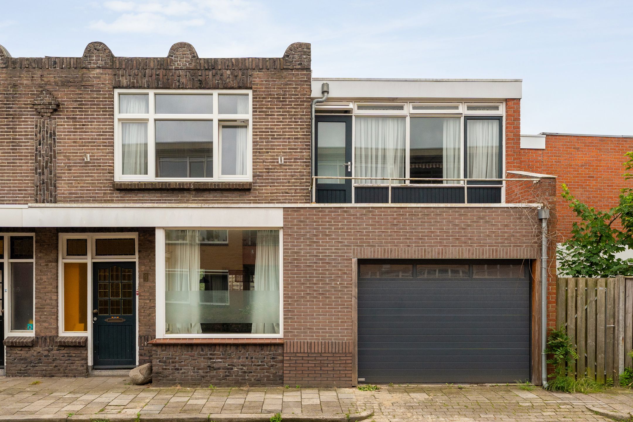 Rozenstraat 1 