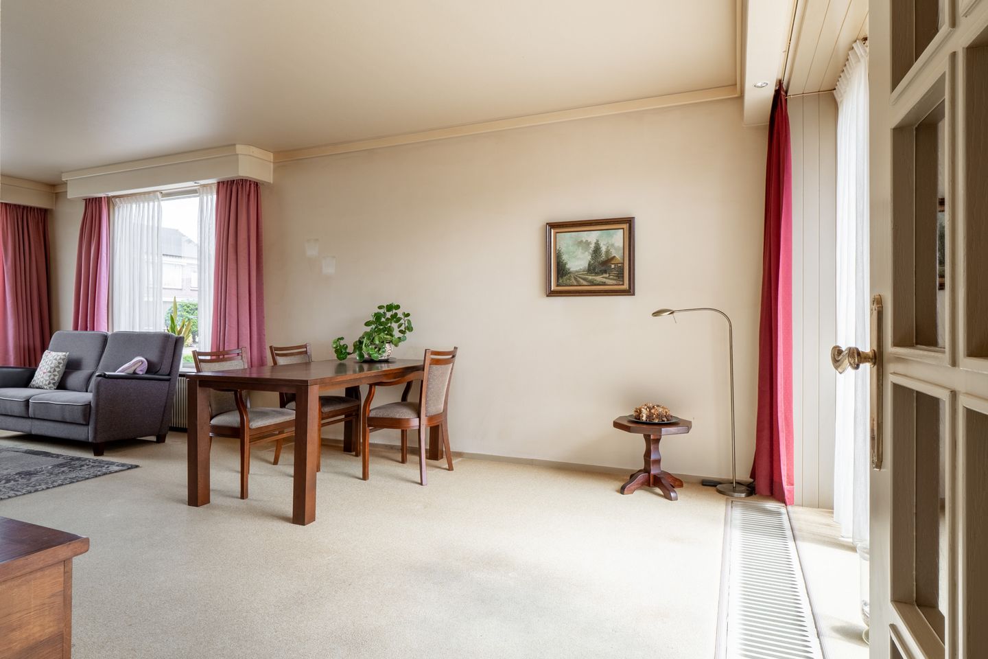 Photo 19 of Verzetstraat 11