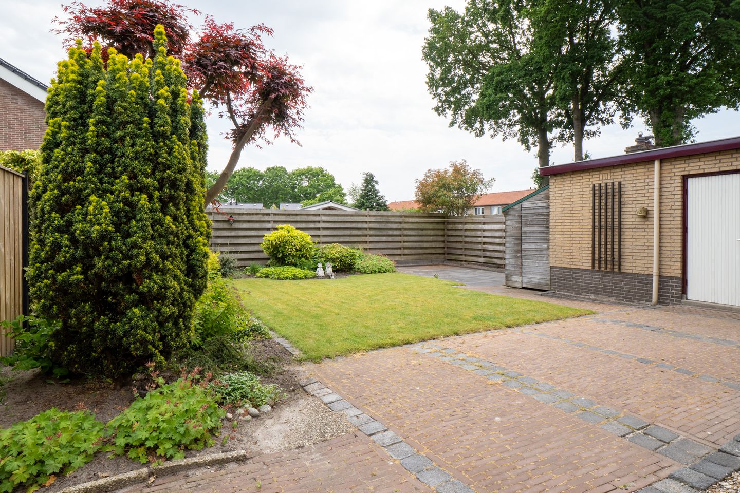 Photo 44 of Verzetstraat 11
