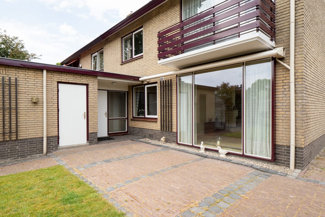 Photo 43 of Verzetstraat 11