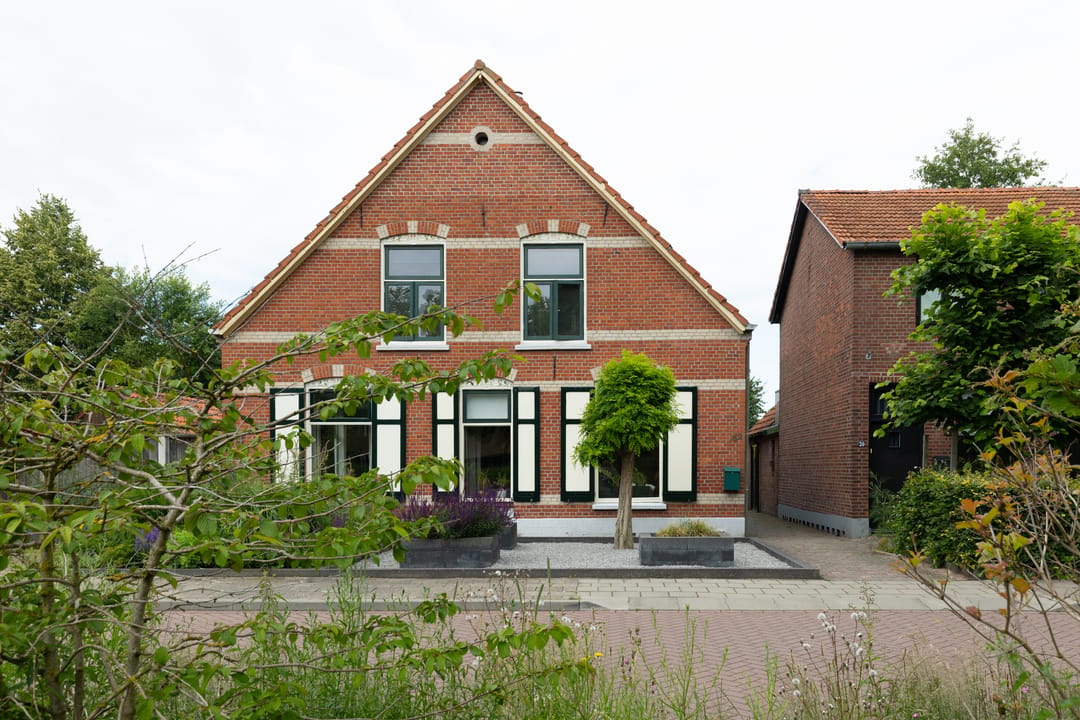 Photo 2 of van Reedestraat 32