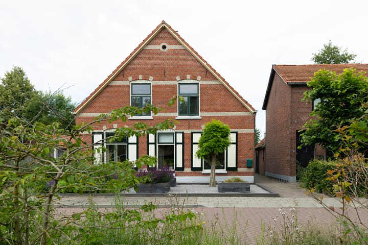 Photo 2 of van Reedestraat 32
