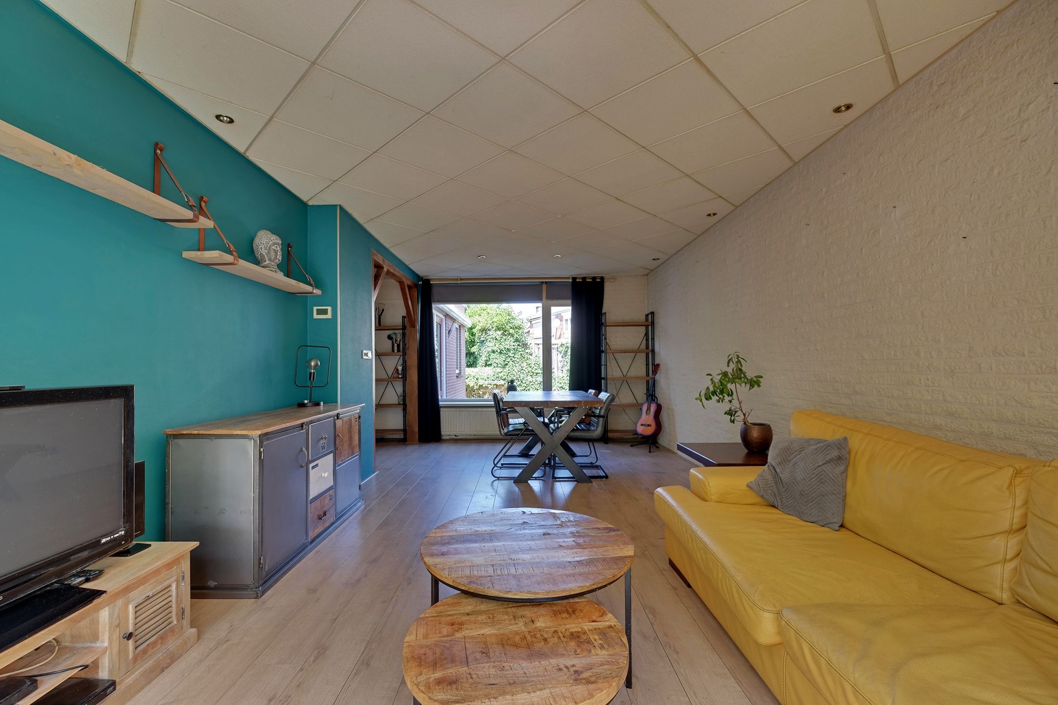 Photo 9 of Diepenbroekstraat 15
