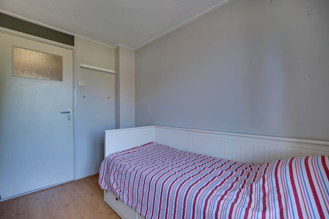 Photo 16 of Diepenbroekstraat 15