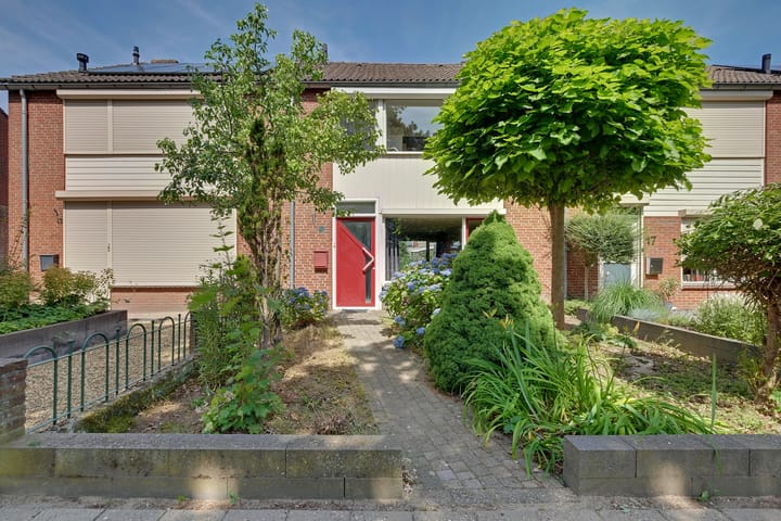 Photo 3 of Diepenbroekstraat 15