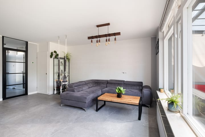 Tussenwoning te koop: Velddreef 103, Zoetermeer