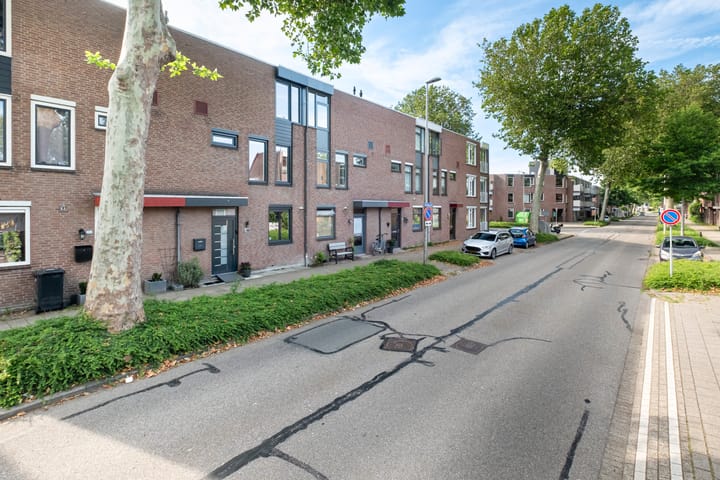 Tussenwoning te koop: Velddreef 103, Zoetermeer