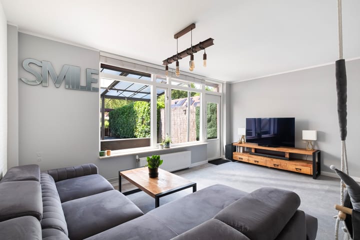 Tussenwoning te koop: Velddreef 103, Zoetermeer