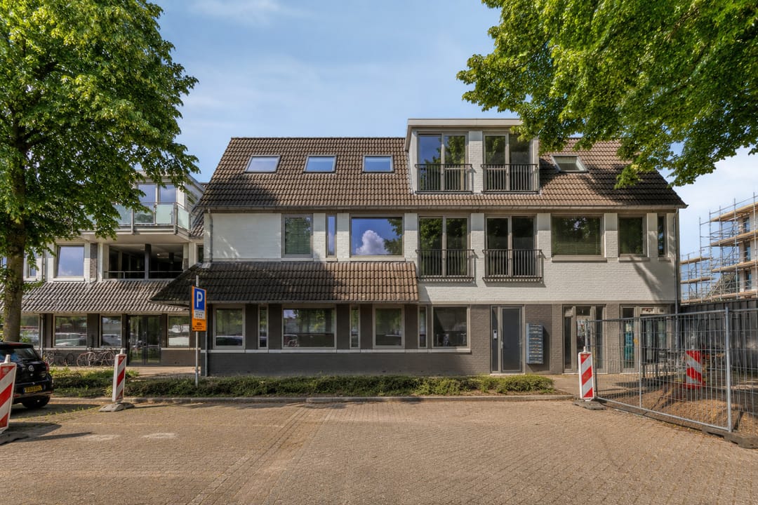 Photo 1 of Margrietstraat 1-J