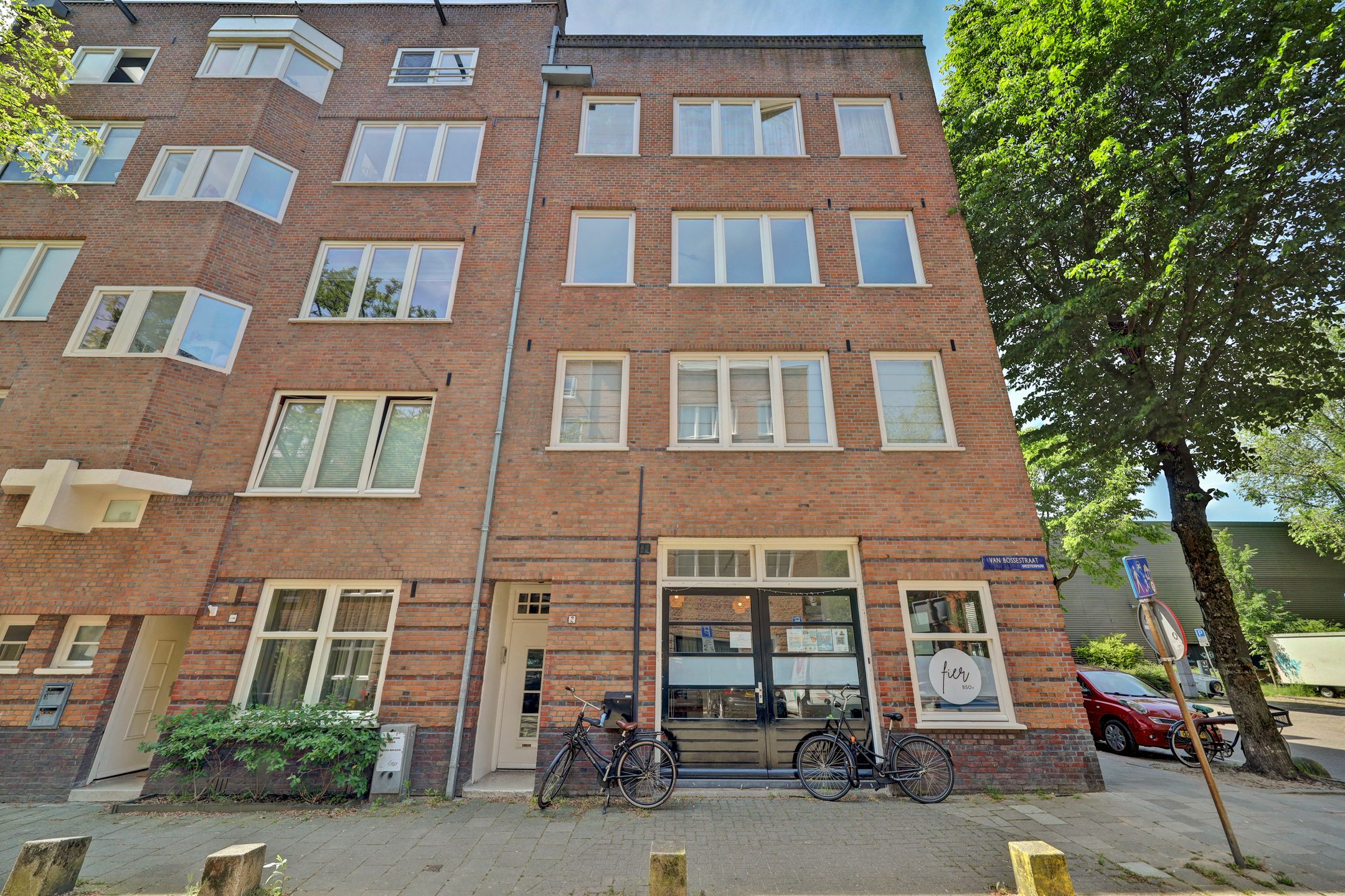 Foto 3 van Van Bossestraat 2-2