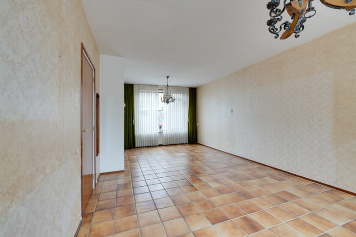 Tussenwoning te koop: Apolloplantsoen 17, Volendam