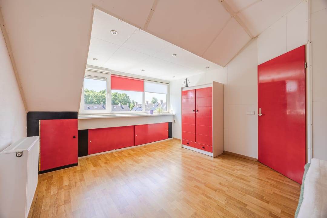 Photo 28 of Groenlostraat 14