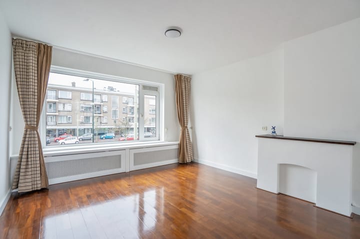 Appartement te koop: Koningin Julianalaan 117, Voorburg