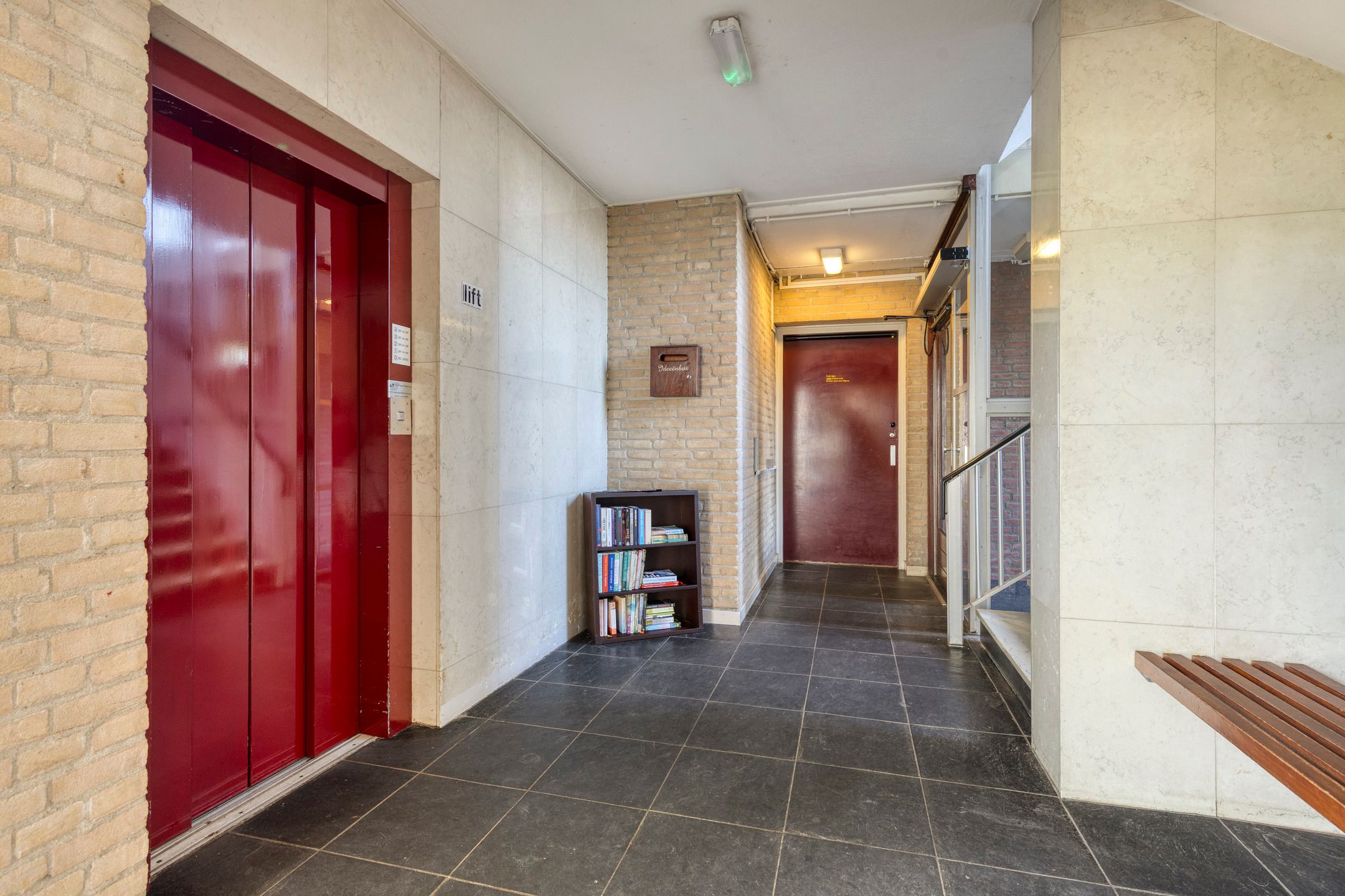 Photo 27 of Middachtenstraat 46-B