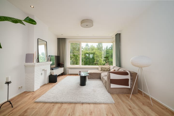 Photo 3 of Berlagelaan 183
