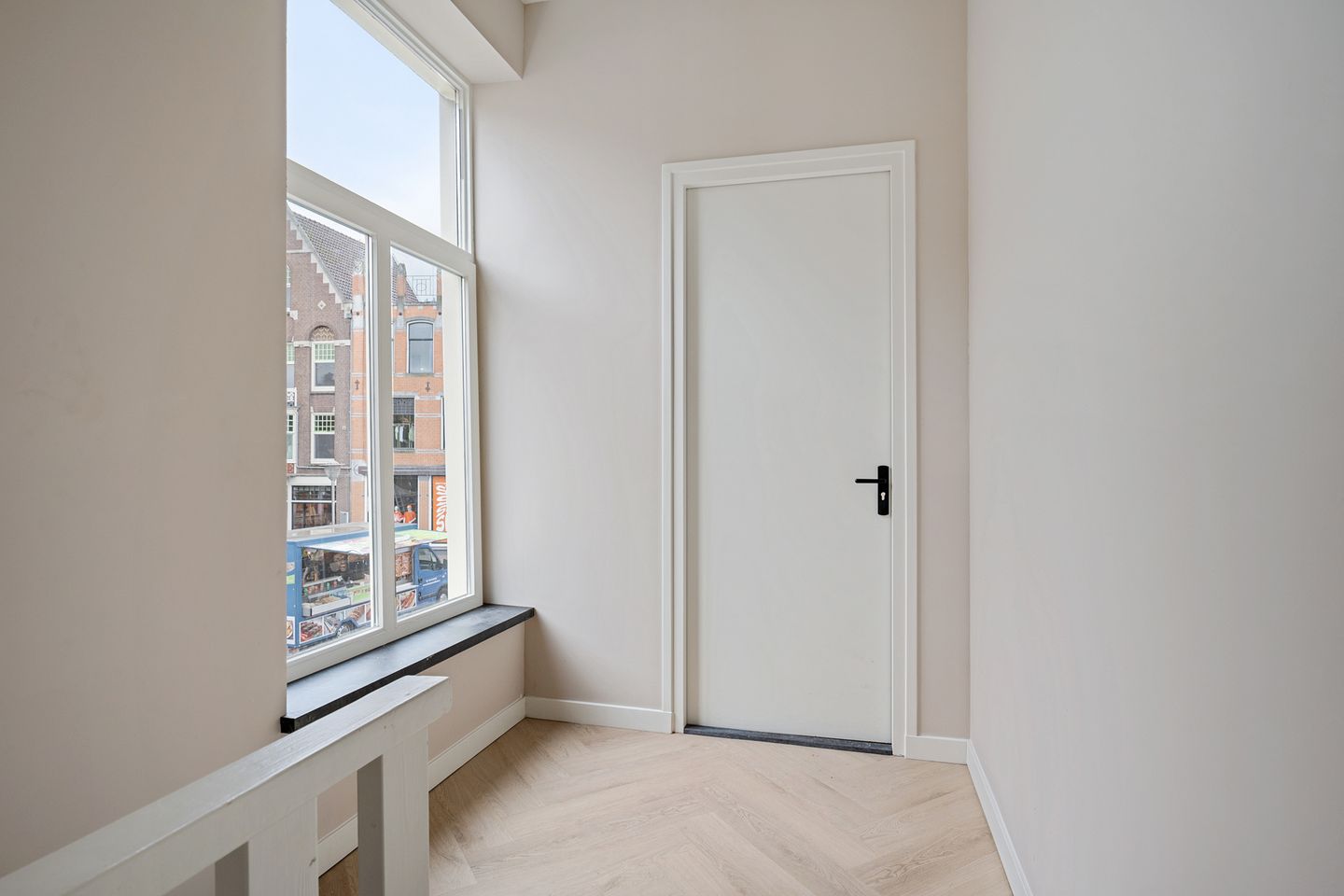 Photo 10 of Suupmarkt 1