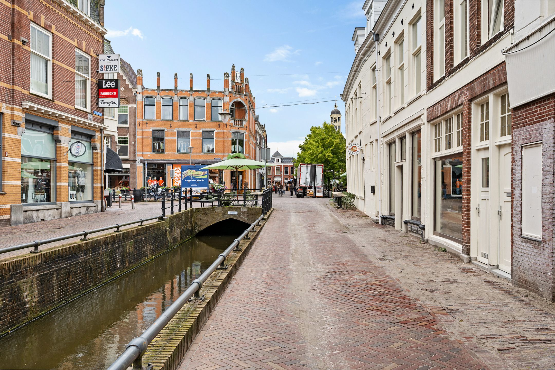 Photo 9 of Suupmarkt 1