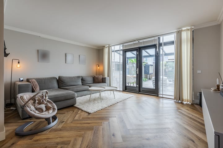 Photo 4 of Randwijkstraat 67